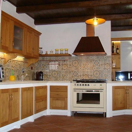 Bella Casa Con Giardino A 10 Minuti Dal Mare Apartamento Aglientu Exterior foto